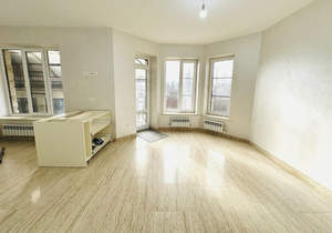 Дом 301м², 3-этажный, участок 6 сот.