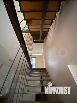 Дом 400м², 3-этажный, участок 4 сот.