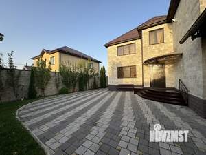 Дом 343м², 3-этажный, участок 8 сот.