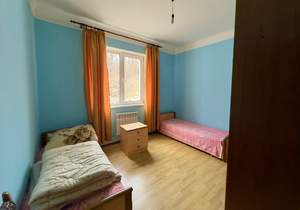 Дом 612м², 3-этажный, участок 15 сот.