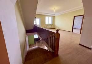 Дом 612м², 3-этажный, участок 15 сот.