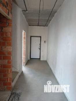 Таунхаус 180м², 3-этажный, участок 2 сот.