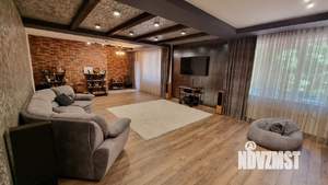 Дом 500м², 2-этажный, участок 20 сот.