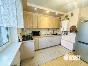 Дом 188м², 2-этажный, участок 3 сот.