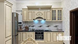 Дом 220м², 2-этажный, участок 0 сот.