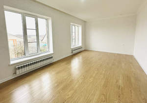 Дом 301м², 3-этажный, участок 6 сот.