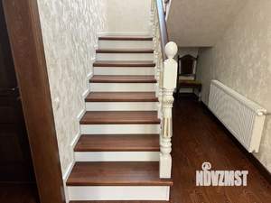 Дом 220м², 2-этажный, участок 0 сот.