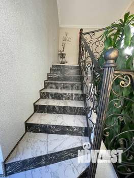 Дом 300м², 3-этажный, участок 5 сот.