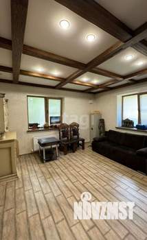 Дом 241м², 2-этажный, участок 7 сот.