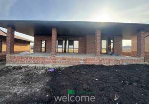 Дом 176м², 1-этажный, участок 6 сот.