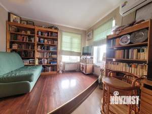 Дом 234м², 3-этажный, участок 16 сот.