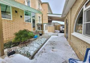 Дом 234м², 3-этажный, участок 16 сот.