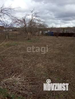 Дом 60м², 2-этажный, участок 6 сот.