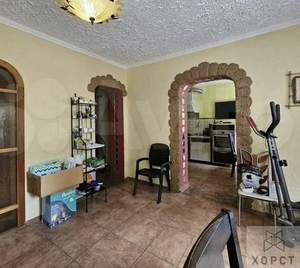 Дом 220м², 3-этажный, участок 10 сот.