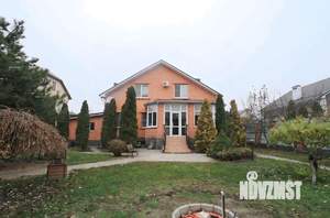 Дом 379м², 2-этажный, участок 6 сот.