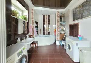 Дом 234м², 3-этажный, участок 16 сот.