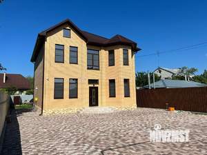 Дом 220м², 2-этажный, участок 0 сот.