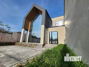 Дом 249м², 2-этажный, участок 4 сот.