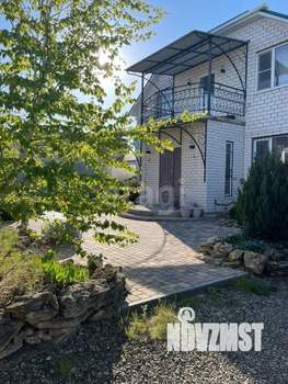 Дом 220м², 2-этажный, участок 5 сот.