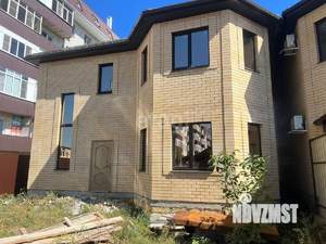 Дом 210м², 2-этажный, участок 4 сот.