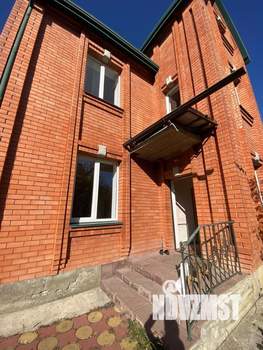 Дом 184м², 2-этажный, участок 10 сот.