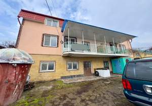 Дом 612м², 3-этажный, участок 15 сот.