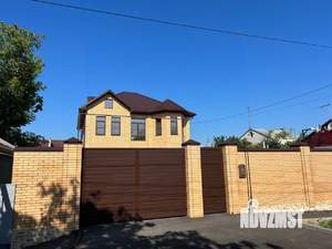 Дом 220м², 2-этажный, участок 0 сот.