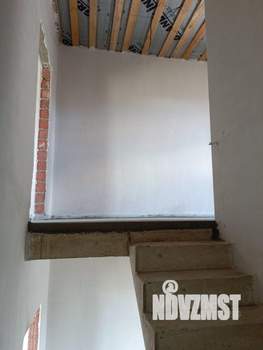 Таунхаус 180м², 3-этажный, участок 2 сот.