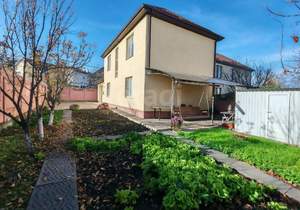 Дом 140м², 2-этажный, участок 4 сот.