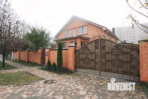 Дом 379м², 2-этажный, участок 6 сот.