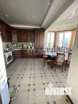 Дом 300м², 3-этажный, участок 5 сот.