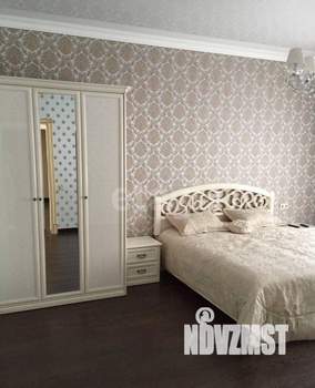 Дом 194м², 2-этажный, участок 6 сот.