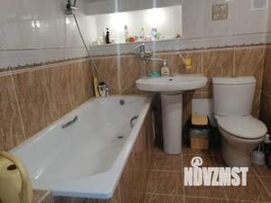 Дом 201м², 2-этажный, участок 6 сот.