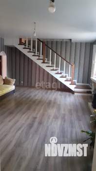 Дом 144м², 2-этажный, участок 9 сот.