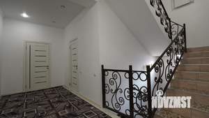 Дом 458м², 3-этажный, участок 7 сот.