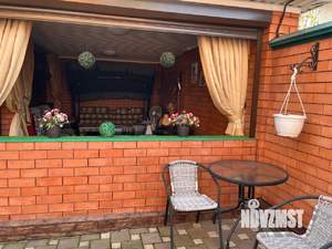 Дом 204м², 2-этажный, участок 4 сот.