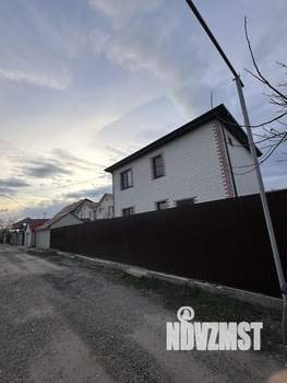 Дом 1230м², 2-этажный, участок 130 сот.