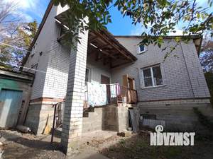 Дом 266м², 2-этажный, участок 9 сот.