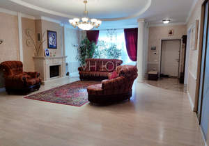 Дом 420м², 2-этажный, участок 7 сот.