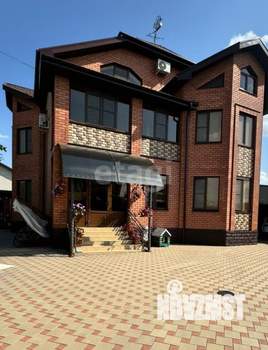 Дом 372м², 3-этажный, участок 8 сот.