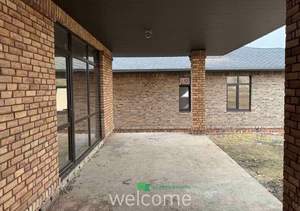 Дом 148м², 1-этажный, участок 6 сот.