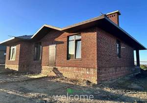 Дом 176м², 1-этажный, участок 6 сот.