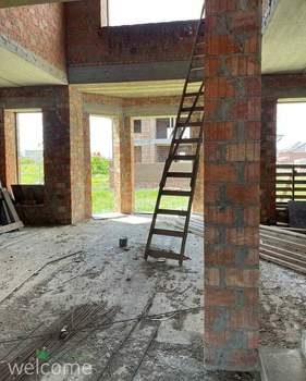 Дом 350м², 2-этажный, участок 11 сот.