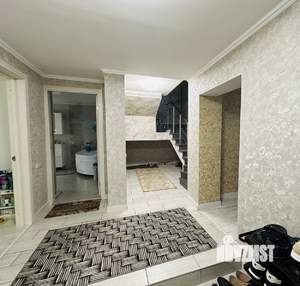 Дом 200м², 2-этажный, участок 6 сот.