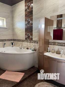 Дом 300м², 3-этажный, участок 5 сот.