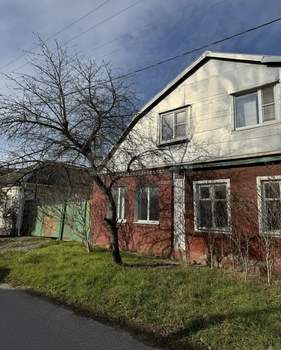 Дом 193м², 2-этажный, участок 4 сот.