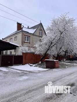 Дом 500м&sup2;, 3-этажный, на длительный срок, 