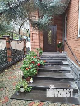 Дом 250м², 2-этажный, на длительный срок, 
