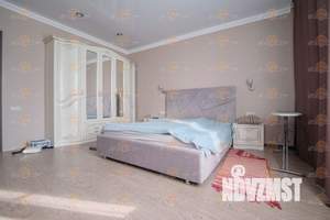 Дом 206м², 2-этажный, на длительный срок, 