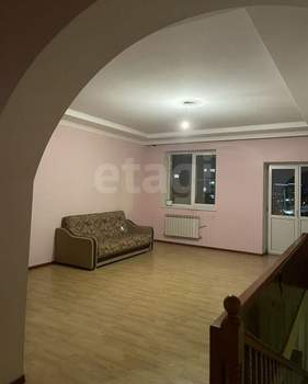 Дом 300м², 2-этажный, на длительный срок, 